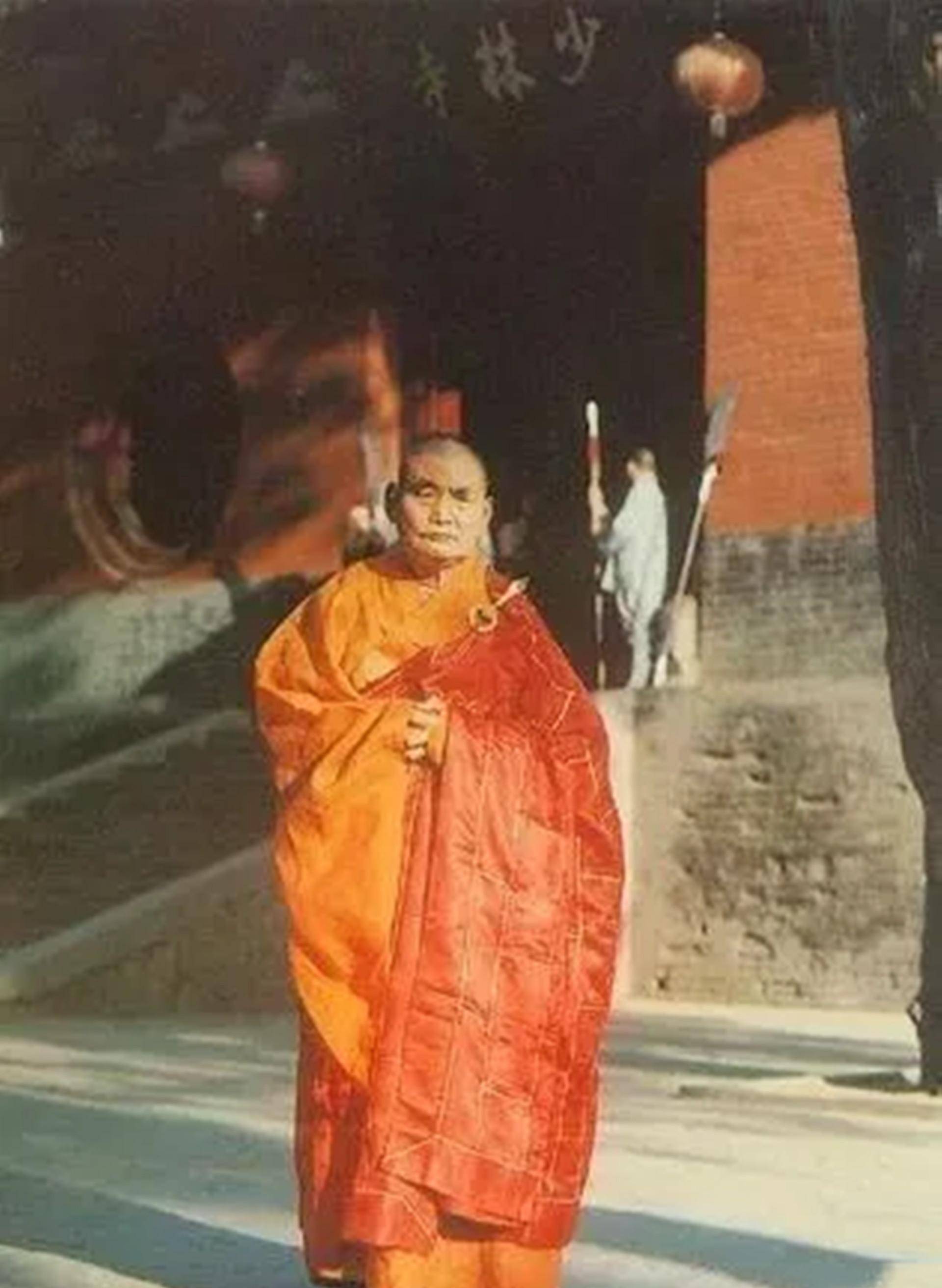 原创12岁出家为僧63岁担任少林寺住持武功盖世被称少林拳王