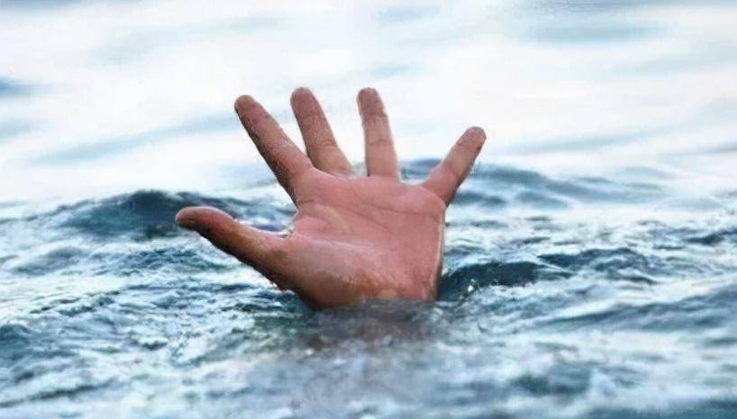 2010年,15岁少年因救同学溺亡,被救者却大骂死了活该_刘某_杜秀_安丰