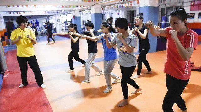 原创原创23岁女大学生苦练防身术希望有机会见义勇为