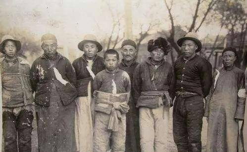 原创鲁地巨匪刘黑七见样貌好的妇女就抢来还曾挖了韩复榘的祖坟