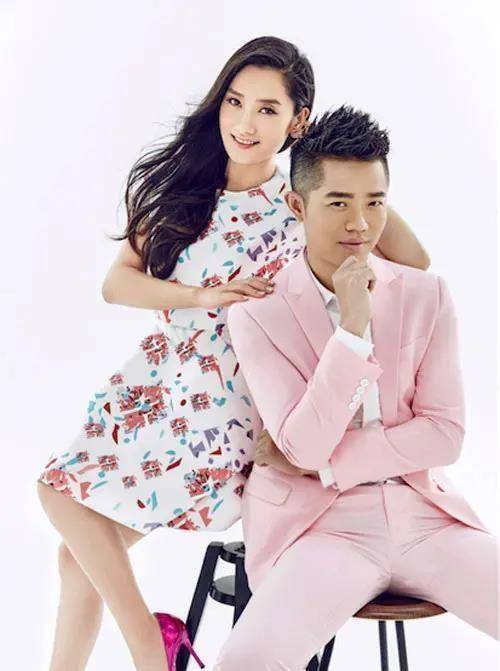 原创原创24年之后再看曾毅玲凤凰传奇的处境才明白五五分成的重要性