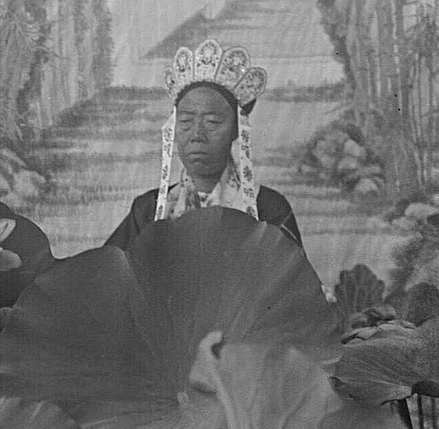 晚清大太监李莲英的真实长相相貌丑陋面露阴险图三慈禧扮观音