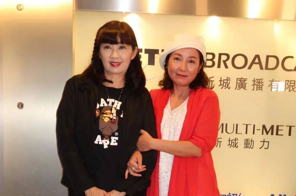 香港90年代著名女歌手病逝终年58岁抗癌大半年今早睡梦中离世