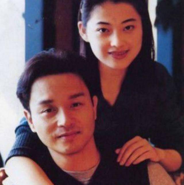 原创原创24年前张国荣深夜敲开梅婷的门真相令人感动