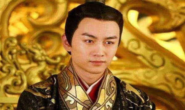 直到城外的军队已经调动起来,甘延寿此时才猛然惊觉,想要阻止陈汤