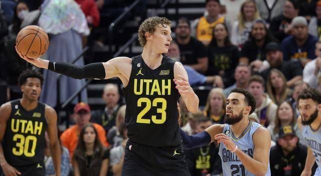 换来一个全明星,米切尔成局外人,明年能卖三个首轮_马尔卡宁_爵士