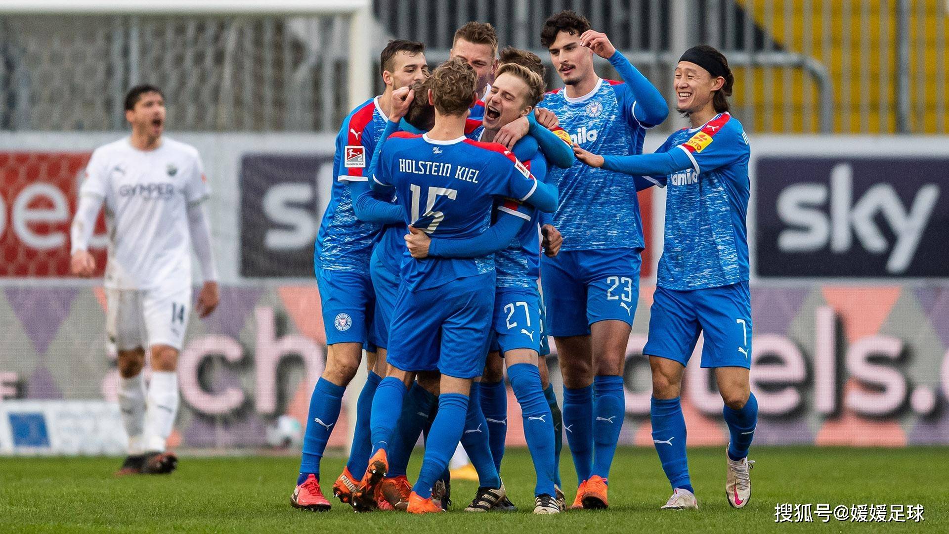 光州fcvs大邱fc圣保利vs帕德博恩