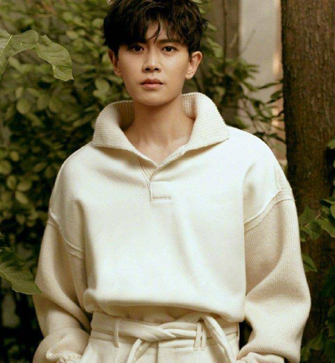 原创原名任国超大器晚成的任嘉伦不是科班演员出身