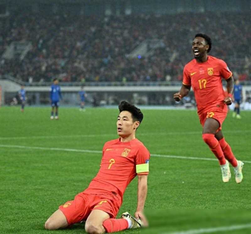 原创国足连胜新加坡右路小摩托助攻武磊归化风潮或再起浪潮