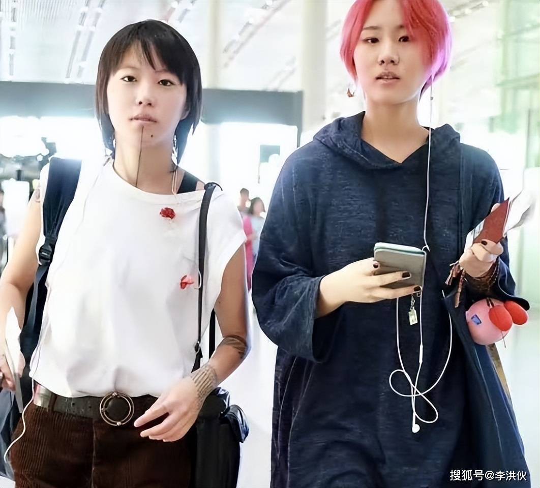 原创窦靖童回应结婚传言看似桀骜不驯的她实则并没有那么不靠谱