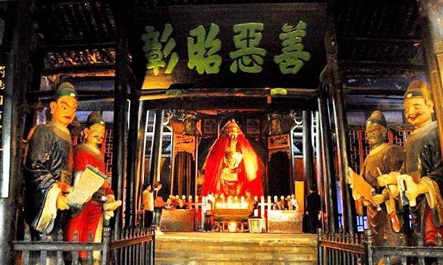 原创阴曹地府中最恐怕的是走奈何桥善人恶人待遇完全不同