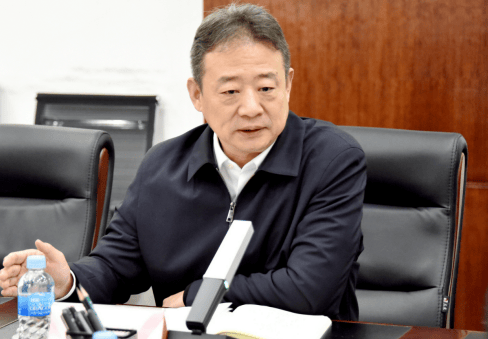 黑龙江中医药大学1982级校友张立国向学校捐赠发展基金700万元