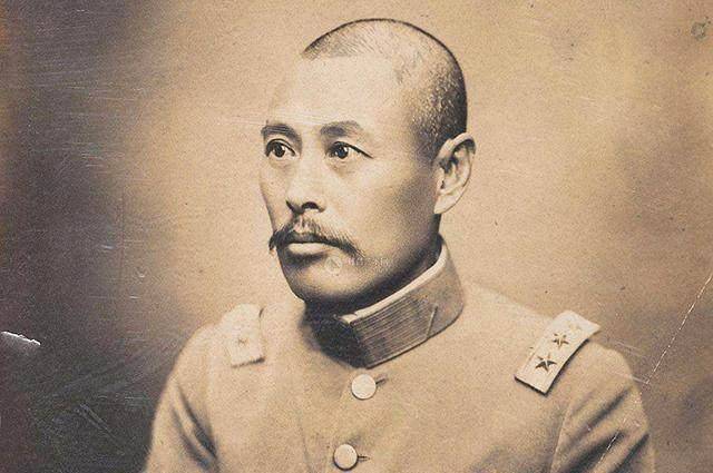 吴佩孚的一生充满传奇色彩的,在北洋军阀中他算得上是一个正人君子