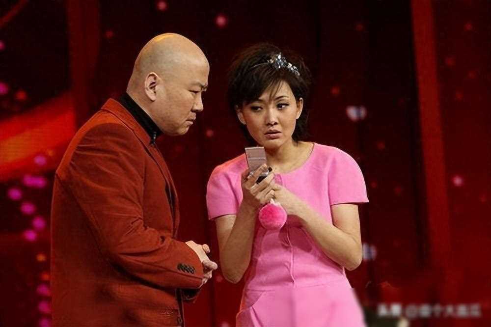 从20次登春晚到1亿索赔56岁单身郭冬临现状如何