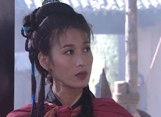 扈三娘是梁山好汉中仅有的三位女将之首,是梁山三女将中武功最好,长得