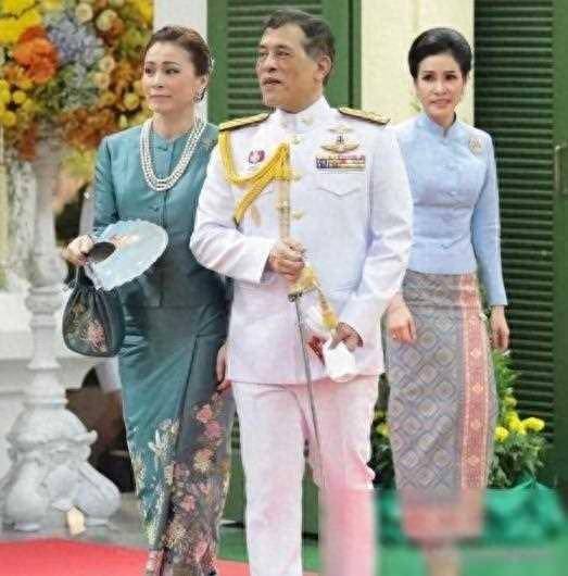 苏提达诗妮娜争宠成空泰王原配笑纳胜利果后宫大戏落幕