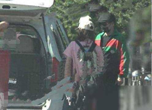 钱枫恋情曝光与女子同进酒店动作亲密网友终于有对象了