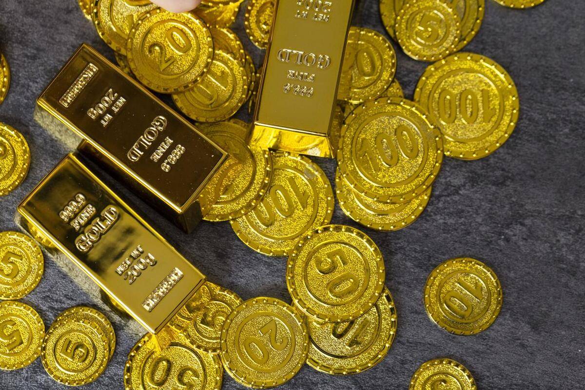 国际金价创新高银行黄金积存起点上调