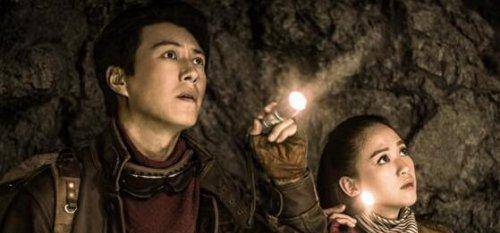 恨天国里的怪物则是鲨鱼和鲛人鱼,也是一个奇妙生物扎堆的大本营.