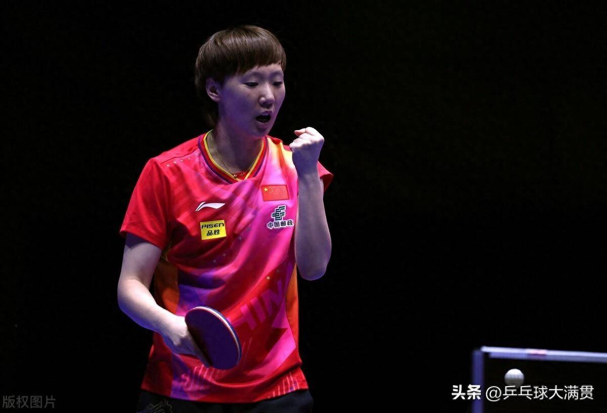 郭萍包揽了女子单打半决赛在半决赛中王曼昱队对阵陈梦队上演了一场
