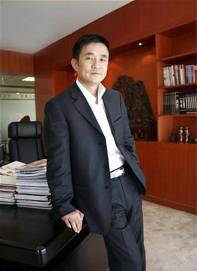 江西宜春首富:曾身家百亿,资金链断裂,负债700亿,终落法网_王永红