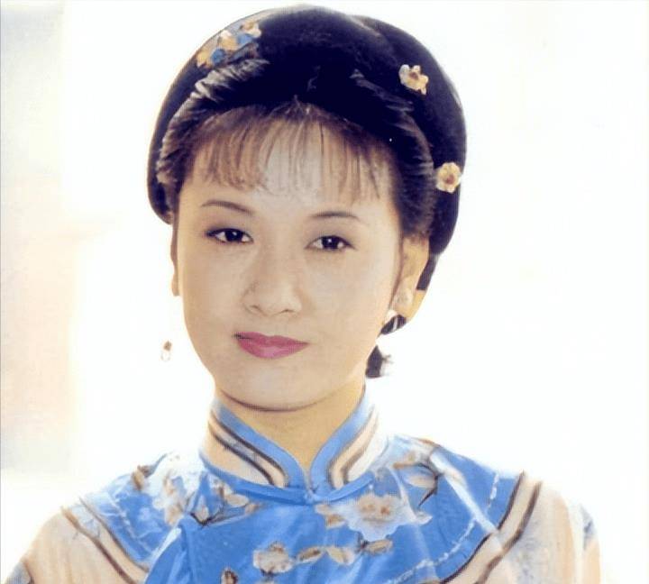 《康熙微服》演员近况:三德子养鸡,小桃红发福,宜妃变化最大_张国立
