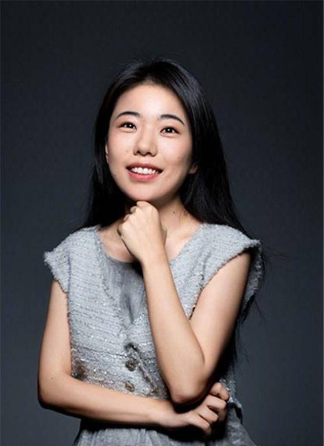 原创谈蒋方舟一个不再年轻的少女作家一个没有作品的天才儿童