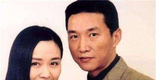 张子强伏法后,34岁妻子独自出门溜达,想不到却被4名匪徒下了手_罗艳芳