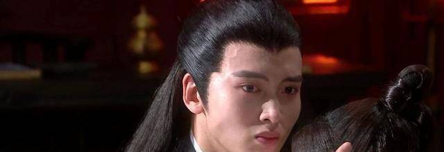 他参加了第二次表演,在电视剧《甄嬛传》中扮演果郡王.