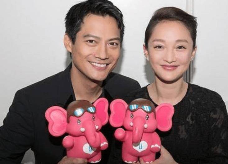 又一对明星夫妻分手,男方和新女友亲吻照曝光,网友却说早有预料_周迅