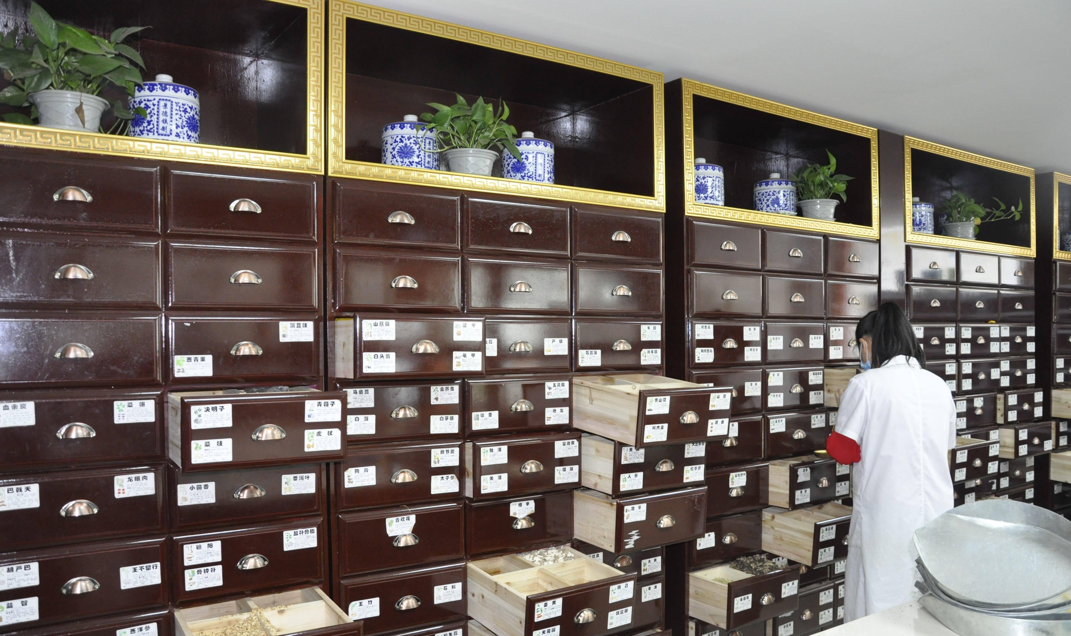 原创扼杀中医给中医发展设置重重关卡是不是千古罪人