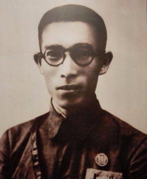 淞沪会战中的姚子青营,全营500健儿齐殉国,战后被