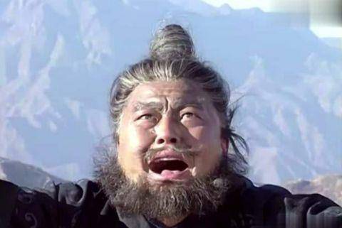 怒,还鞭打士兵,最后士兵趁张飞睡觉时候把他杀了,带着人头像东吴投降