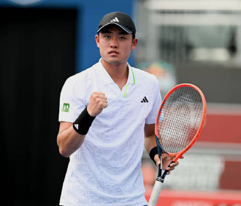 原创吴易昺复出首战获胜柯林斯击败莱巴首夺1000赛冠军张帅再出战