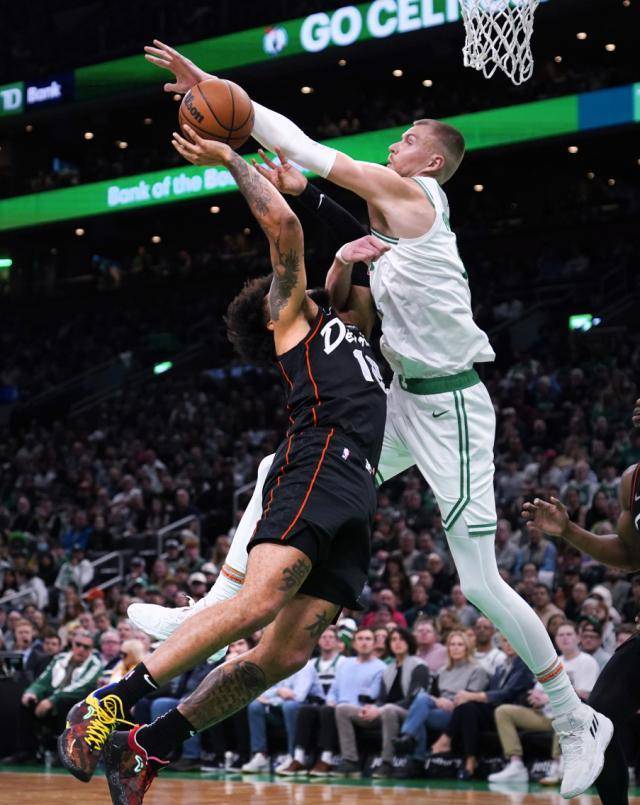 凯尔特人全力以赴鹈鹕队主场挑战或将迎来激烈角逐