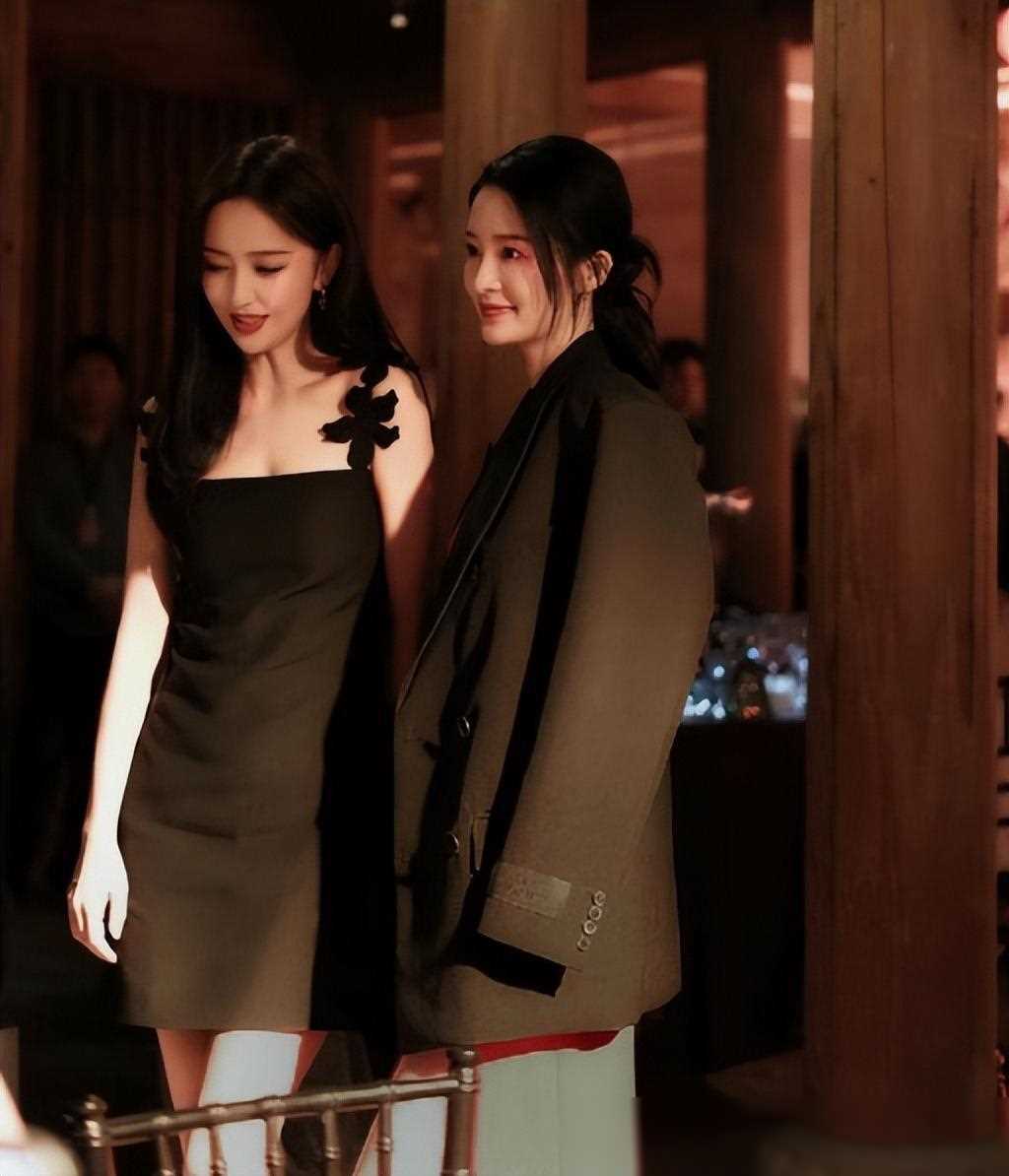 虞美人力推李沁与40岁佟丽娅同台对比谁更胜一筹