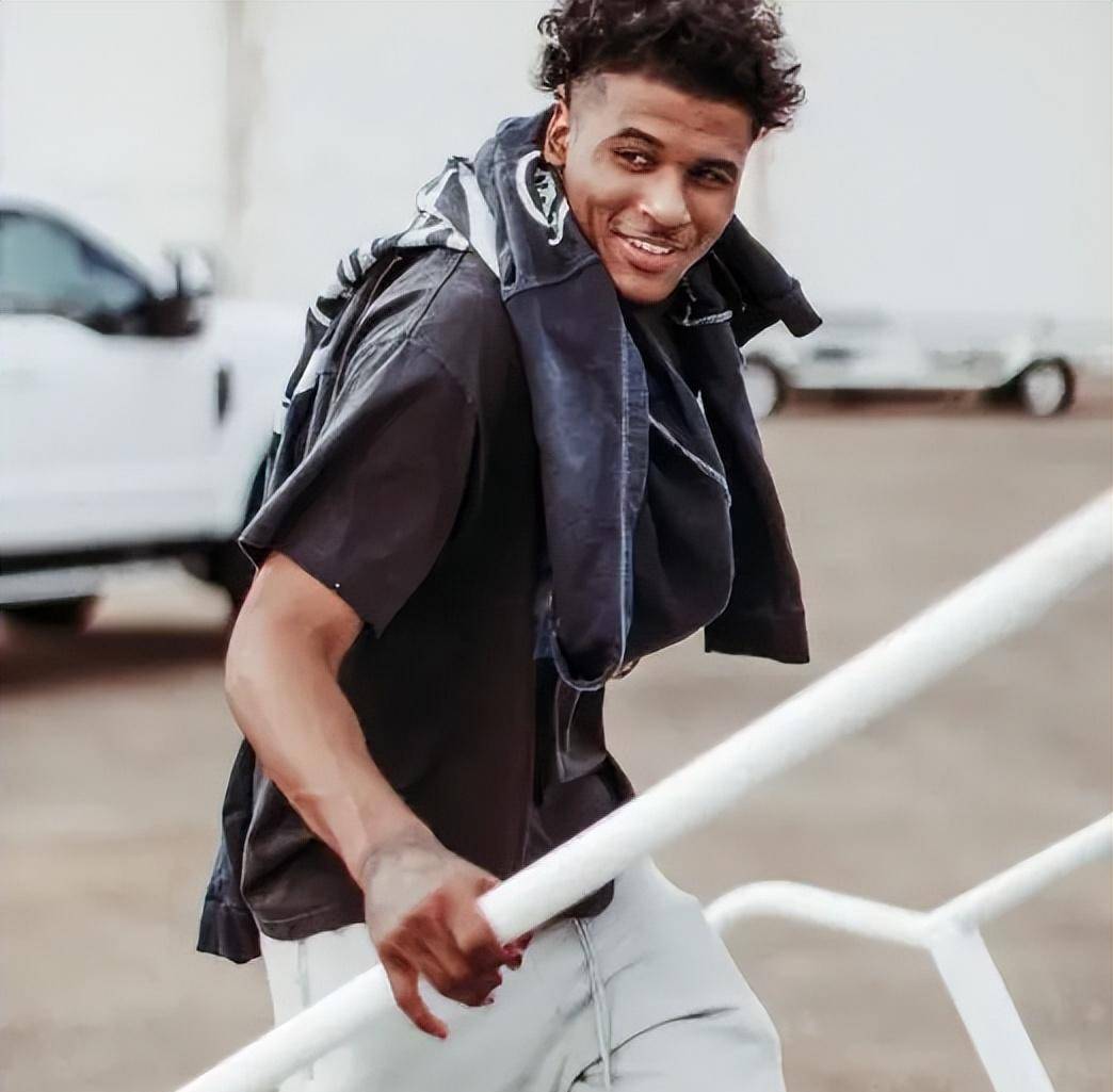 20分10分杰伦格林对表现摊牌火箭只要给战术半场30分不难