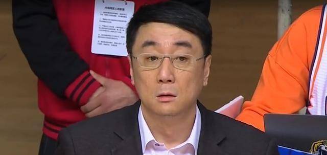 cba新土豪遭遇6连败双外援合力空砍46分李根拿下13分_富兰克林_康宁