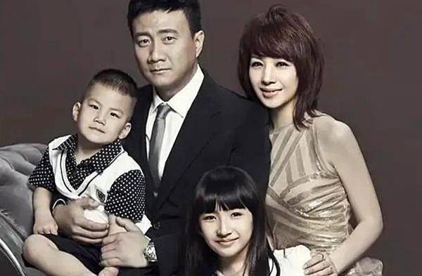 靠"乔峰"走天下,和朱一龙合作,如今是否名气不再_作品_电视剧_观众