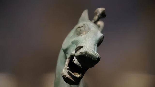 原创马踏飞燕的正面照为何很少人拍看到正面照后会忍不住大笑