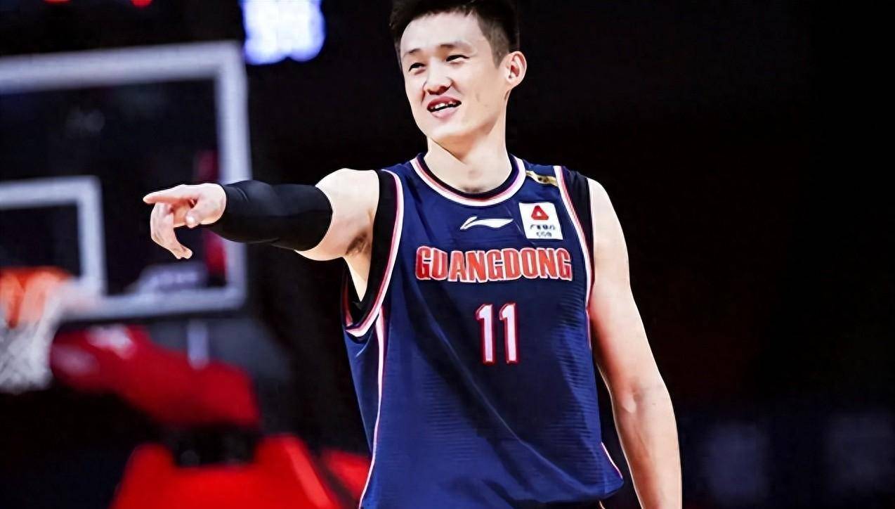 原创周鹏离开广东很伤心曾经想过退役朱芳雨没人情说话太气人