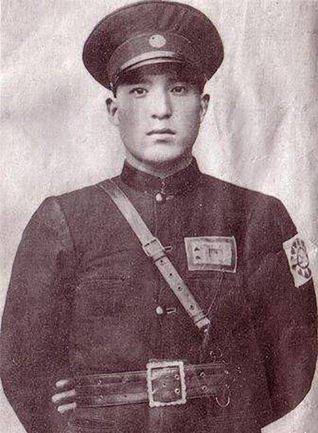 原创马家军碰到西北军吉鸿昌打一次输一次逃命都不行一路被追杀