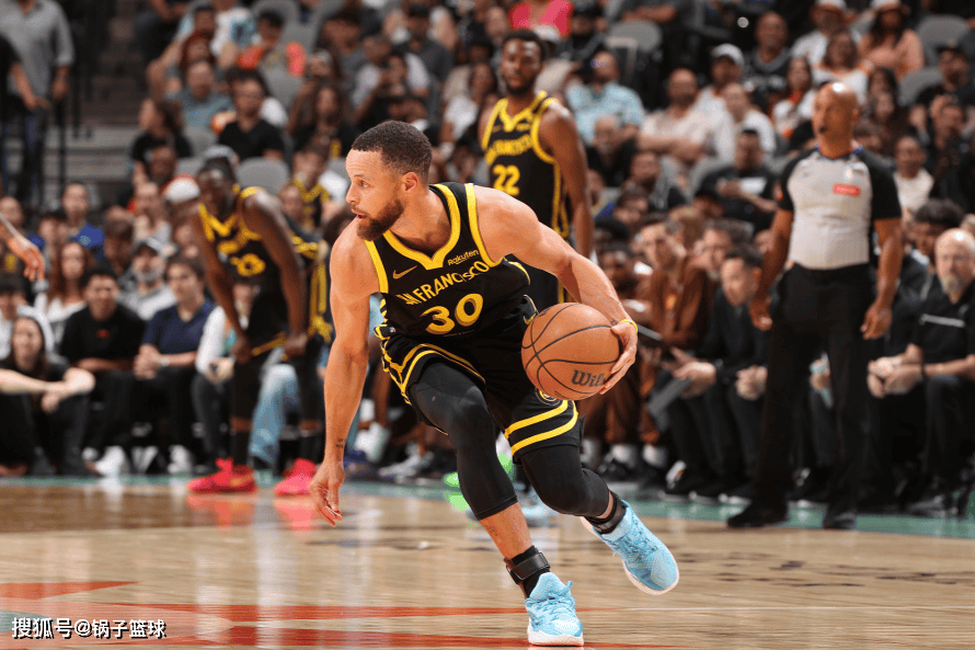 原创勇士4连胜甩开火箭追梦216116兑现豪言库里飚7三分授课文班