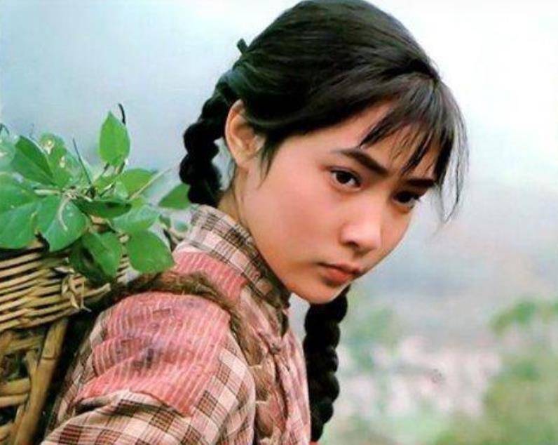 原创62岁沈丹萍罕露面嫁洋老公住豪宅家里曾用超过50个保姆