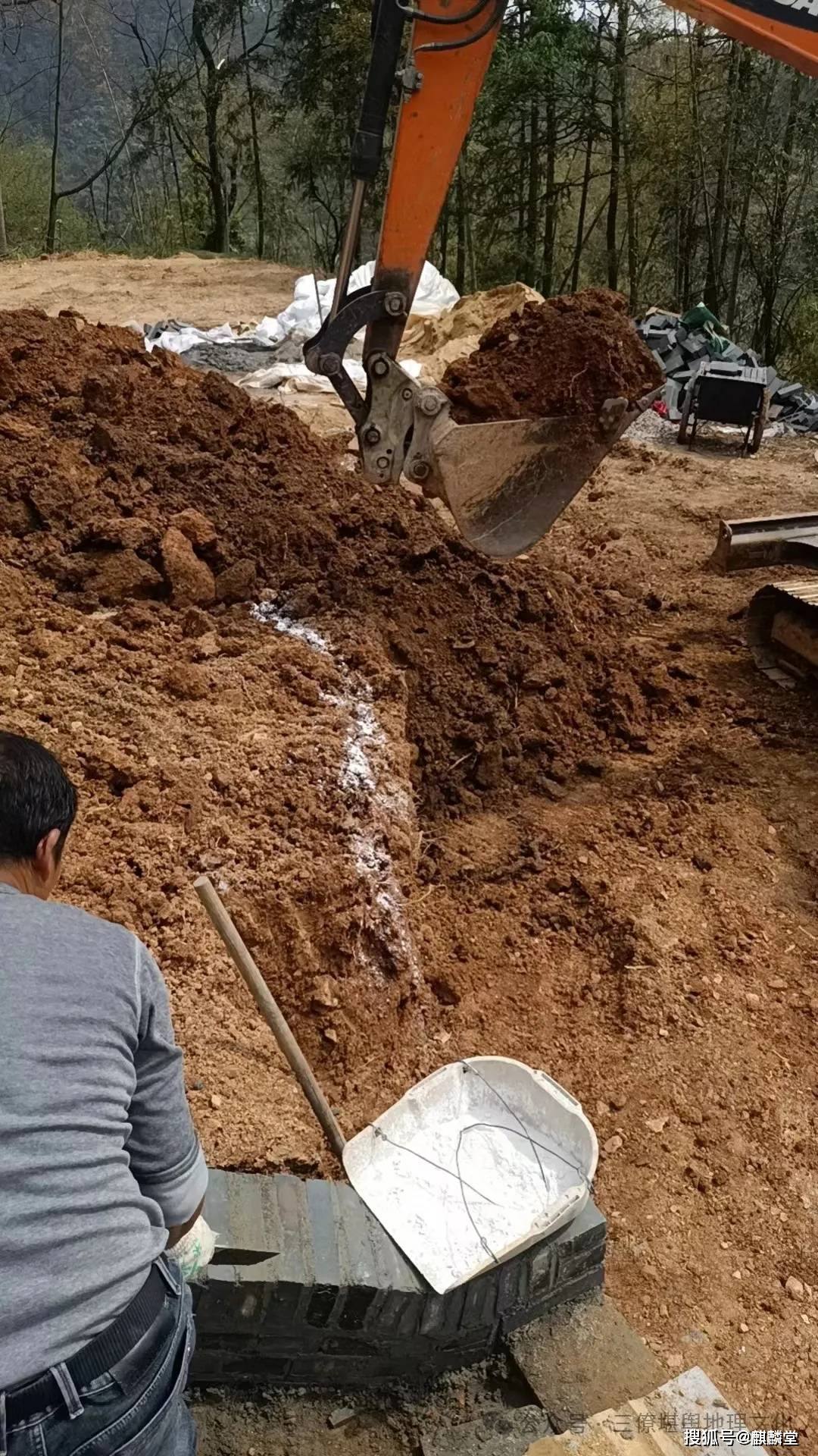 三僚曾真君在湖南宝地裁剪作法迅速