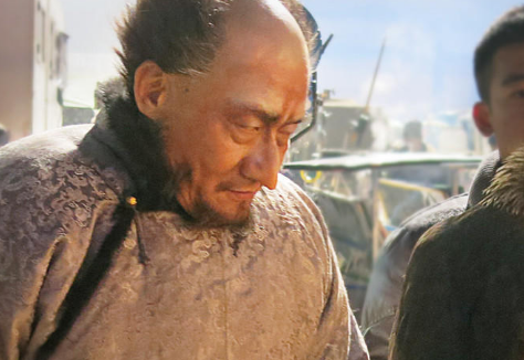 座山雕,原名张乐山,出身在一穷苦人家,从小就开始