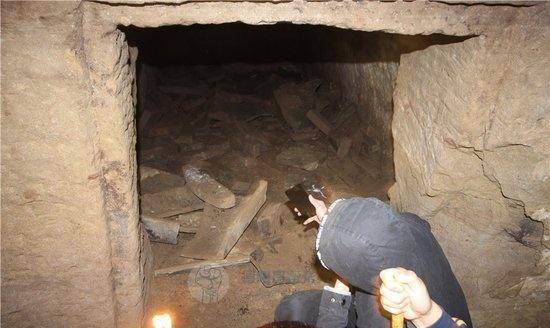 古墓_壁画_墓穴