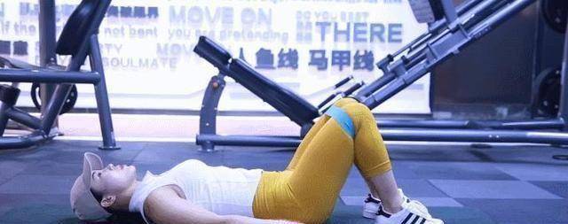 原创90后健身模特大围度身材大长腿刚好这身材太高级