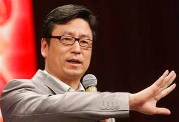 原创王朔评白岩松自以为的真诚不过是骨子里的做作