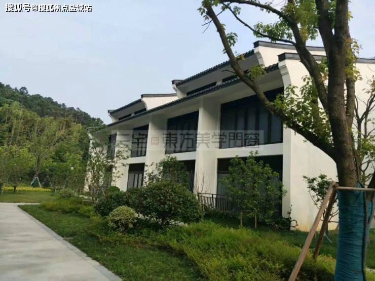 而今,苏州天然居·文化坞已经惊艳现世,为苏州山水带来又一重写意和
